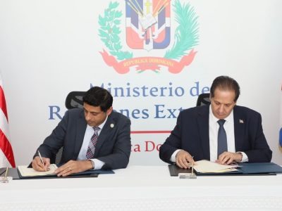 Estados Unidos y República Dominicana firman acuerdo histórico de cooperación en salud