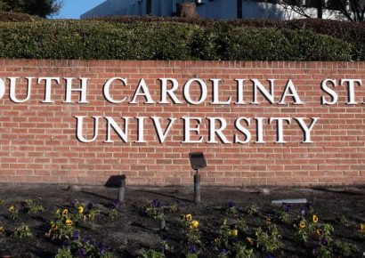 Dos muertos y un herido en tiroteo en la Universidad Estatal de Carolina del Sur