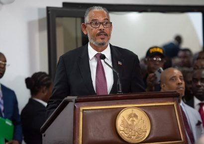 Crisis institucional amenaza a mientras concluye el mandato del Consejo de Transición