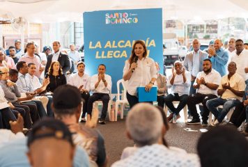 Carolina Mejía lleva soluciones al sector 27 de Febrero con “La Alcaldía llega a Ti”
