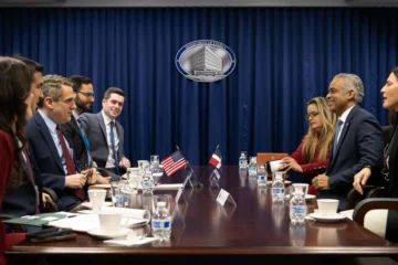 RD y EE. UU. refuerzan cooperación estratégica en energía, hidrocarburos y minerales críticos