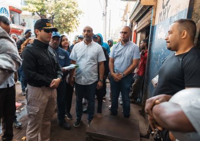 Autoridades realizan operativo de notificación a metaleras en Villa Consuelo