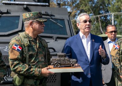 Presidente Abinader fortalece la seguridad nacional con entrega de modernos equipos militares