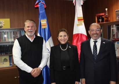 Carolina resalta labor de los dominicanos residentes en el exterior durante su visita a Japón
