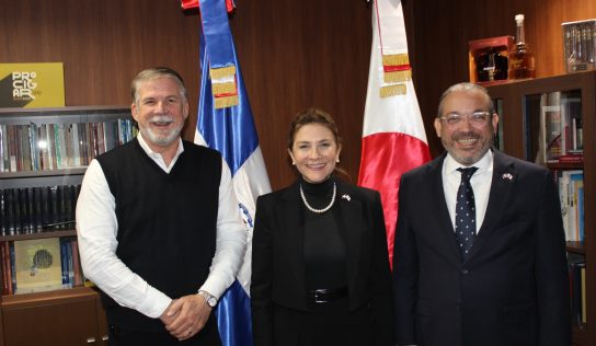 Carolina resalta labor de los dominicanos residentes en el exterior durante su visita a Japón