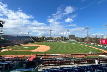 El Quisqueya se acondiciona para los juegos de exhibición de Grandes Ligas
