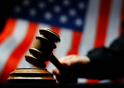 Veredicto histórico en Nueva York: joven que fue operada a los 16 años recibe indemnización de 2 millones de dólares