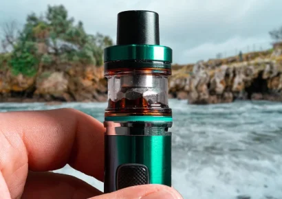 Estudios recientes refuerzan los riesgos del vapeo para la salud