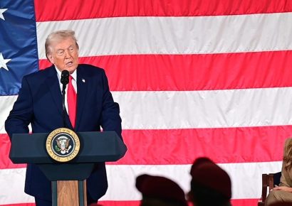 Trump ensalza operativo que capturó a Nicolás Maduro ante tropas estadounidenses