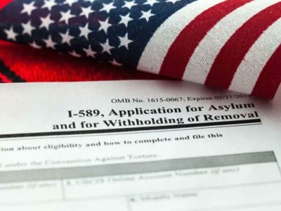 EE. UU. planea suspender permisos de trabajo para solicitantes de asilo durante “años”