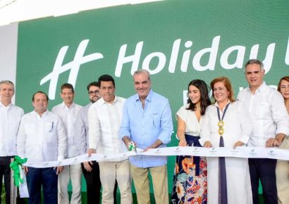 Inauguran hotel Holiday Inn–Cofresi en Puerto Plata