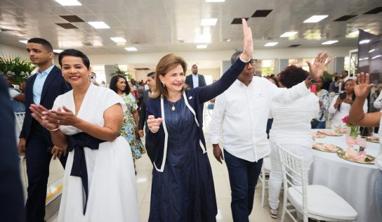 Vicepresidenta Raquel Peña reconoce a mujeres que “sostienen la esperanza” de familias dominicanas desde la Dasac