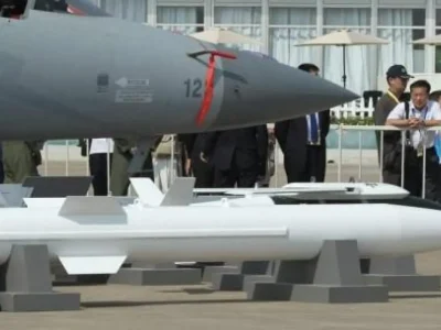 Serbia se convierte en el primer país europeo en adquirir misiles hipersónicos chinos y genera preocupación en la región