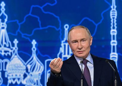 Oligarcas rusos ofrecen fondos para sostener la guerra en Ucrania ante déficit estatal, según el Kremlin