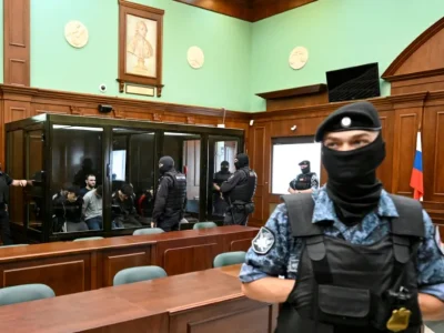 15 hombres sentenciados a cadena perpetua por el ataque de 2024 en el Crocus City Hall de Moscú, que dejó 150 muertos