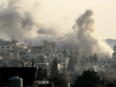 Combustibles se disparan y las bolsas pierden ante la intensificación de la guerra en Oriente Medio