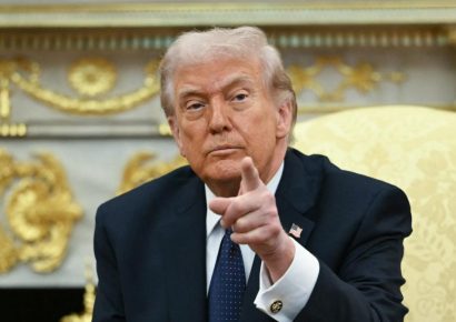Trump dice mantener diálogo con un alto funcionario iraní, pero no con Mojtaba Jameneí