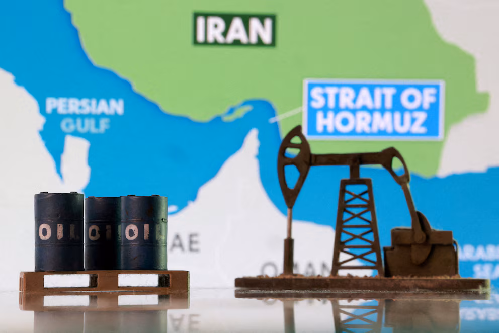 Los precios del petróleo superan los 103 dólares por barril ante recortes en Oriente Medio