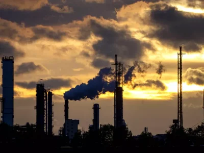 El G7 advierte que tomará medidas para estabilizar el mercado del petróleo y el gas