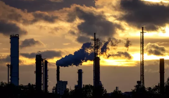 El G7 advierte que tomará medidas para estabilizar el mercado del petróleo y el gas