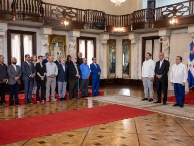 Presidente Abinader juramenta comité gestor del Observatorio Ambiental