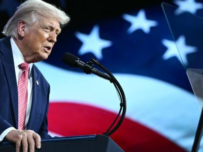 Trump asegura que EE. UU. mantiene “negociaciones serias” con un nuevo régimen iraní, pero advierte sobre ataques