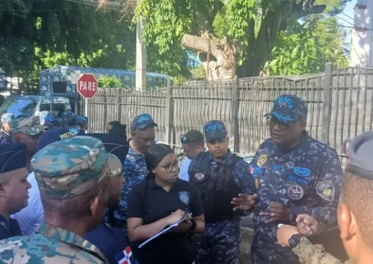 Autoridades incrementan vigilancia en Boca Chica tras serie de allanamientos