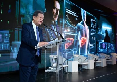 Inauguran en Santiago el Foro Global ‘La Salud del Futuro: Datos, IA y Medicina’