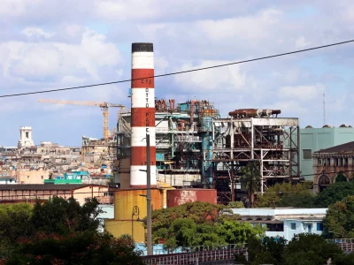 Cuba se queda sin electricidad por colapso total de su red eléctrica