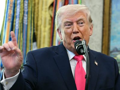 Trump amenaza con “desatar el infierno” contra Irán si no acepta acuerdo