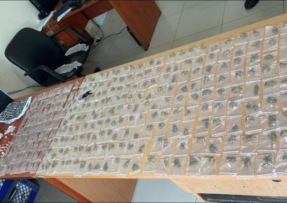 PN detiene a hombre con más de 300 porciones de presuntas drogas en Bahoruco