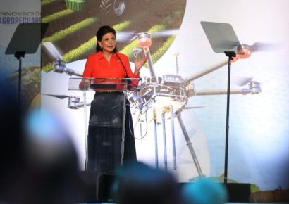 Raquel Peña impulsa diversificación de cultivos para aprovechar mercados internacionales