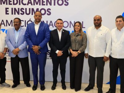 SNS informa que el Gobierno aumentó casi un 100 % la inversión en medicamentos de la Red Pública