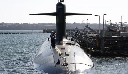 Francia la única potencia nuclear de la UE, se lanza a modernizar su arsenal