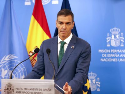 España no será cómplice por miedo a represalias, advierte Sánchez
