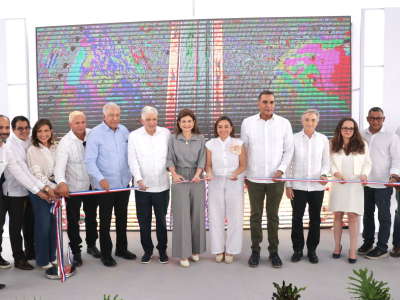 Gobierno entrega puente Batey Ginebra en Gaspar Hernández