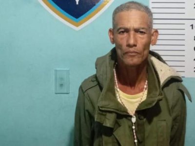Hombre se entrega tras atacar a machetazos a su expareja y exsuegra en Puerto Plata