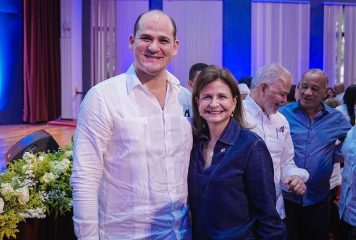 Adolfo Pérez Afirma candidatura de Vice: Raquel Peña continúa firme