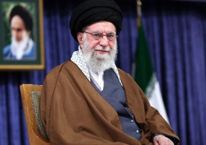 Líder Supremo de Irán Jameneí optó por permanecer en su puesto pese al ataque