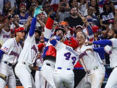 República Dominicana noquea a Países Bajos con cuatro jonrones en el Clásico Mundial de Béisbol