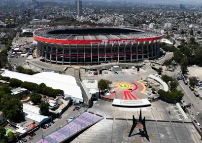 Fallece hombre tras caer en la zona de palcos durante reinauguración del Estadio Azteca
