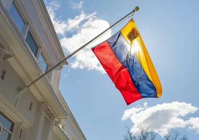 Venezuela retoma control de sus sedes diplomáticas en Estados Unidos