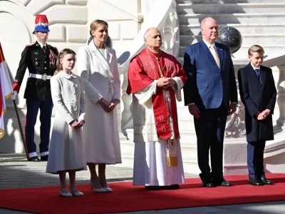 El Papa León XIV advierte sobre el abuso de poder y su impacto en la paz durante su visita a Mónaco