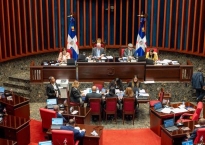 Senado aprueba ley que regula el uso de medios digitales en procesos judiciales
