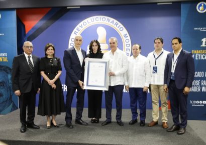 Presidente Abinader participa junto a Raquel Peña en el primer congreso de finanzas públicas, cumplimiento y ética gubernamental