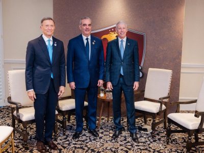 El presidente Abinader trata cooperación energética con el secretario de Energía de EE. UU.