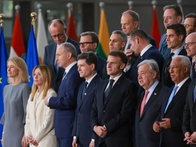 La UE prioriza el diálogo en Oriente Medio y descarta intervenir en Ormuz