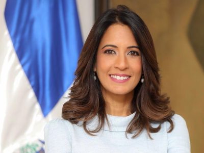 Designan a Julissa Cruz directora de infraestructura digital sostenible en CAF y cierra ciclo de 25 años en Indotel