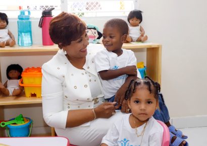 Directora del Inaipi resalta labor de 12,806 mujeres que cuidan a la primera infancia