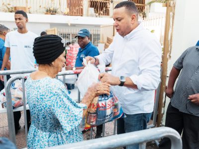 Carolina realiza gran operativo médico y social para mejorar salud en Los Pinos de Los Ríos